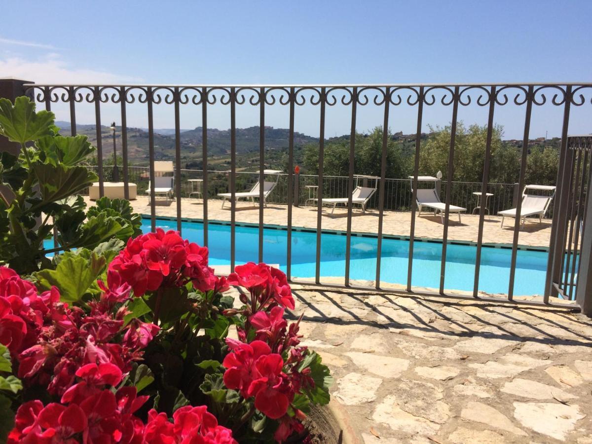 Agriturismo Roba Degli Ulivi Villa Agrigento Exterior photo
